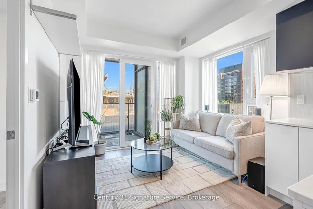 Additional image 18 of 8 Tippett Rd Unit 803