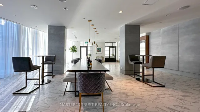 Additional image 32 of 60 shuter St Unit 218