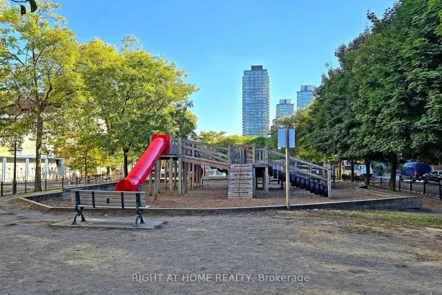 Additional image 36 of 222 The Esplanade Ave Unit 705