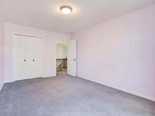Additional image 37 of 36 Lemon Grass St