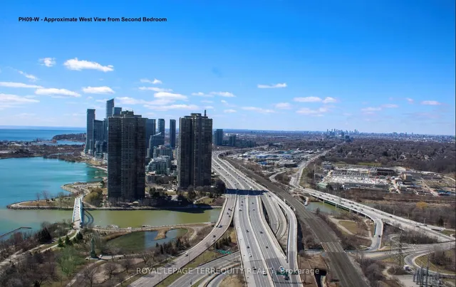 Additional image 3 of 1928 Lake Shore Blvd Unit PH09