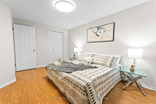 Additional image 19 of 26 Woolwich St