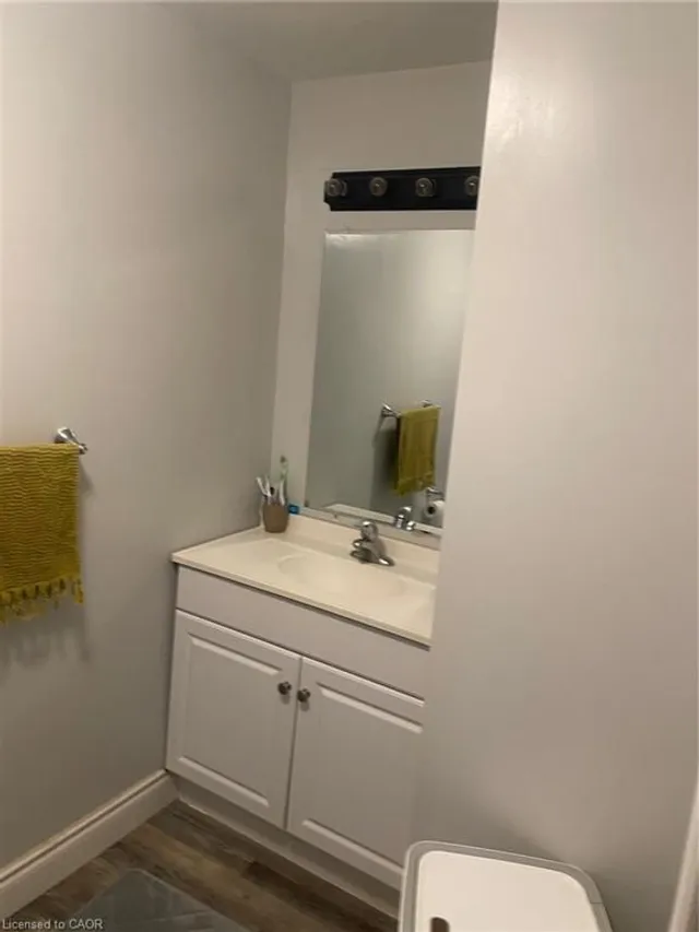 Additional image 11 of 58 Hazelglen Dr