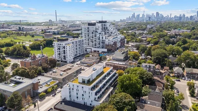 Additional image 22 of 1630 Queen St Unit 421