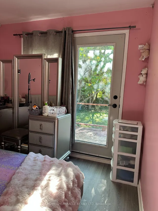 Additional image 17 of 140 Porchester Dr