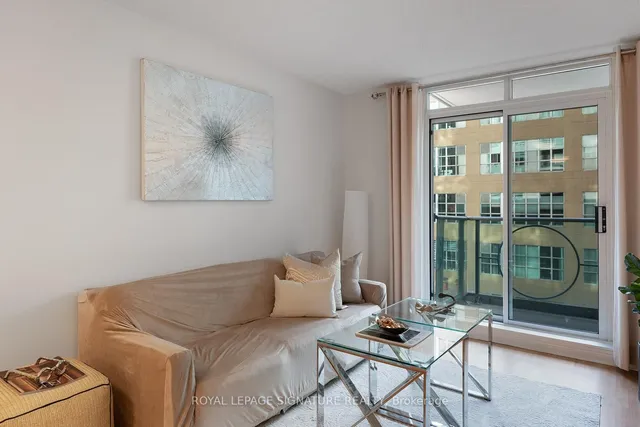 Additional image 28 of 212 Eglinton Ave Unit 605