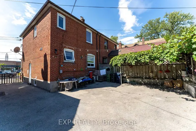 Additional image 40 of 2505 Dufferin St