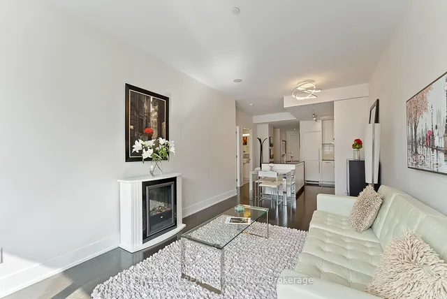 Additional image 9 of 170 Avenue Rd Unit 211