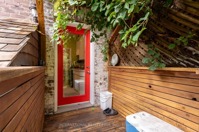 Additional image 32 of 1273 Lansdowne Ave