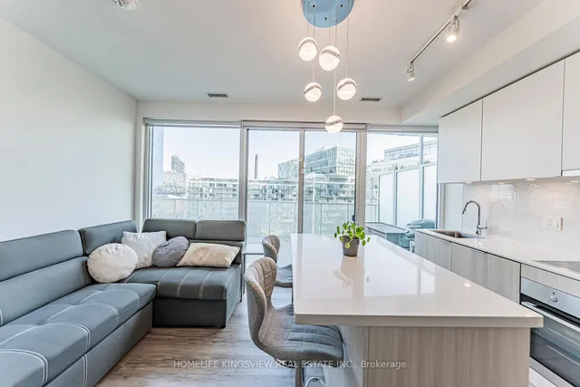 Additional image 19 of 15 Queens Quay Unit 923