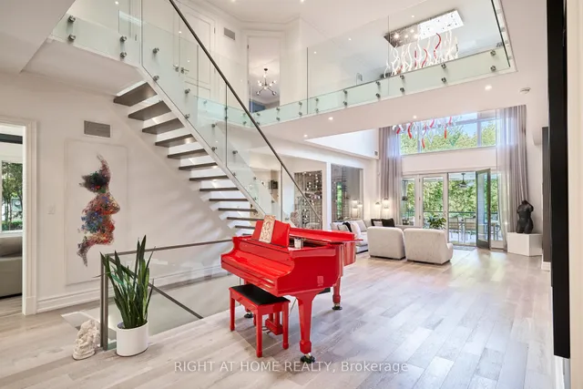 Additional image 5 of 1305 Royal York Rd