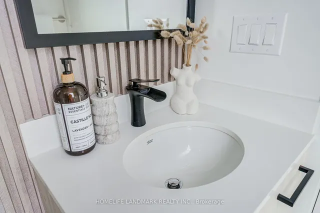 Additional image 12 of 65 Mutual St Unit 2001