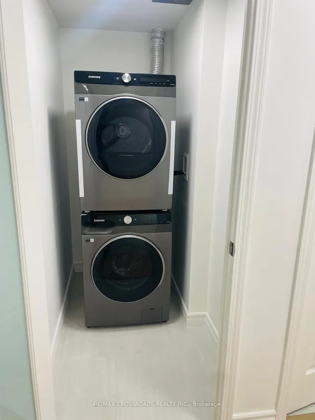 Additional image 15 of 19 Grand Trunk Cres Unit 3207