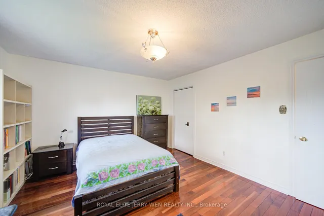 Additional image 14 of 2908 Victoria Park Ave