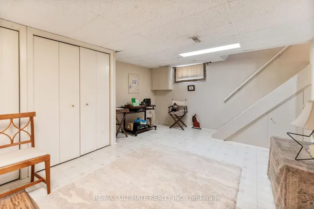 Additional image 14 of 256 Airdrie Rd