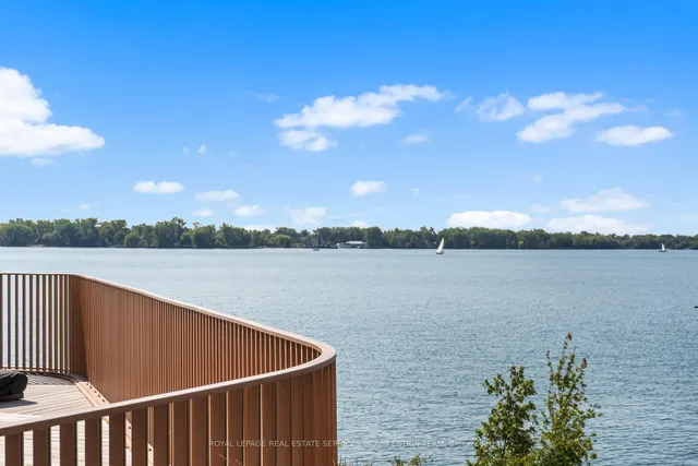 Additional image 42 of 155 Merchants' Wharf Unit 213