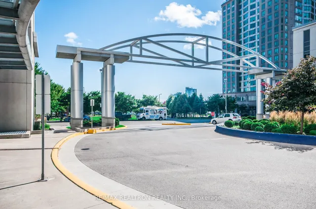 Additional image 15 of 36 Lee Centre Dr Unit 3102