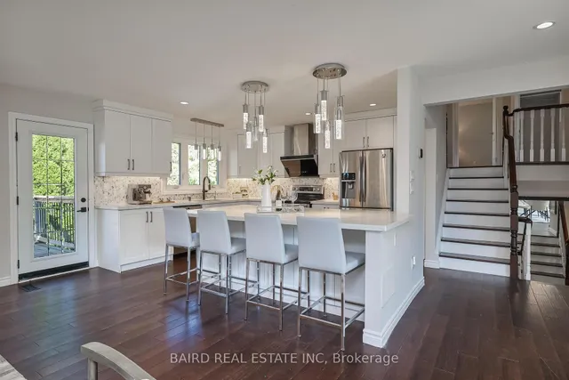 Additional image 36 of 38 Caronridge Cres