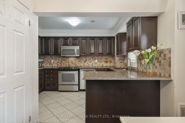 Additional image 5 of 30 Mendelssohn St Unit 9