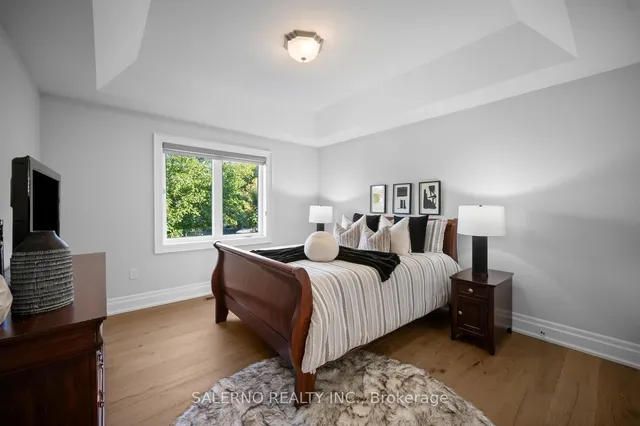 Additional image 32 of 11 Compton Cres