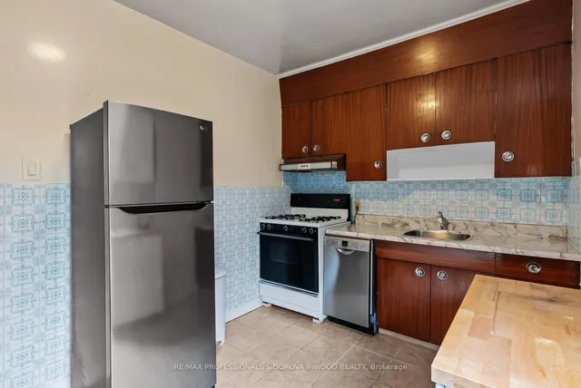 Additional image 27 of 180 Pacific Ave