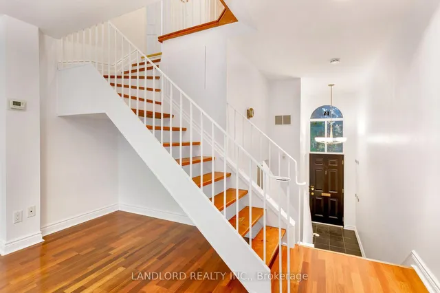 Additional image 17 of 280 Sherbourne St Unit 14