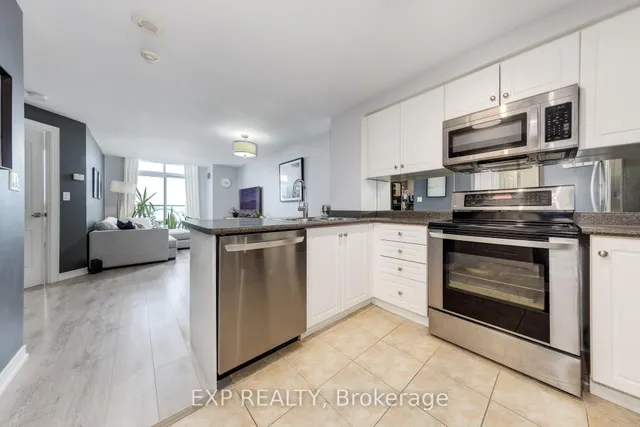 Additional image 6 of 212 Eglinton Ave Unit 1510