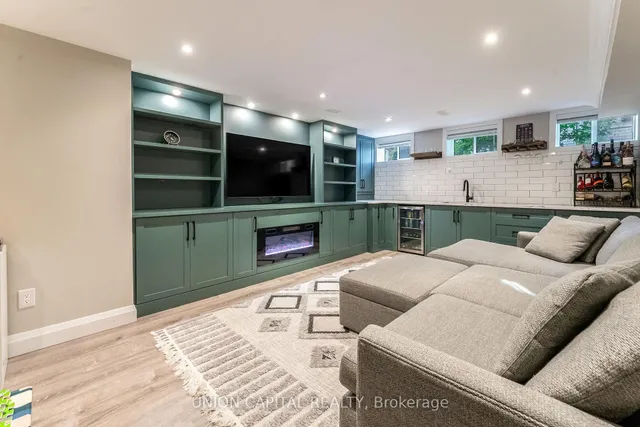 Additional image 30 of 226 Cass Ave