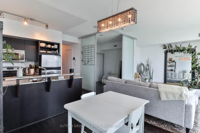 Additional image 16 of 103 The Queensway Unit 2210