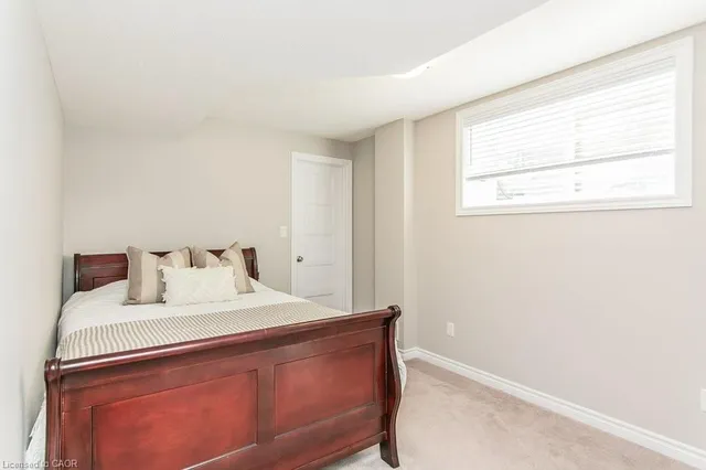 Additional image 26 of 19 Tremaine Dr