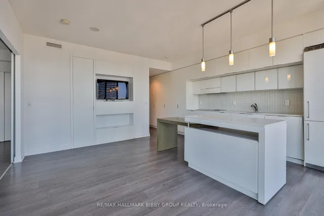 Additional image 6 of 110 Charles St Unit 2904