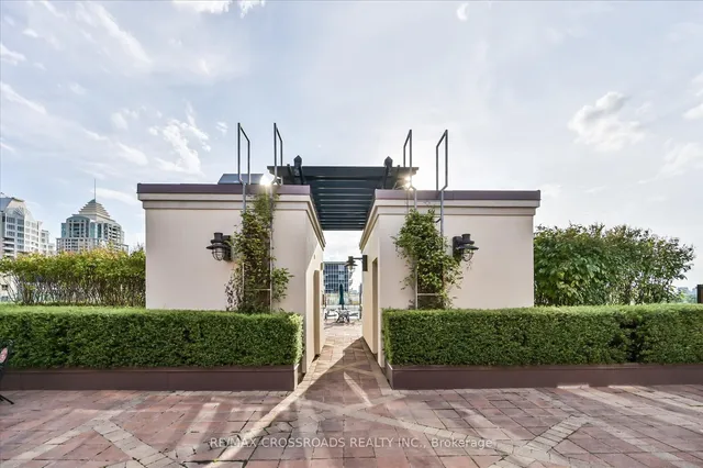 Additional image 32 of 27 REAN Dr Unit 518