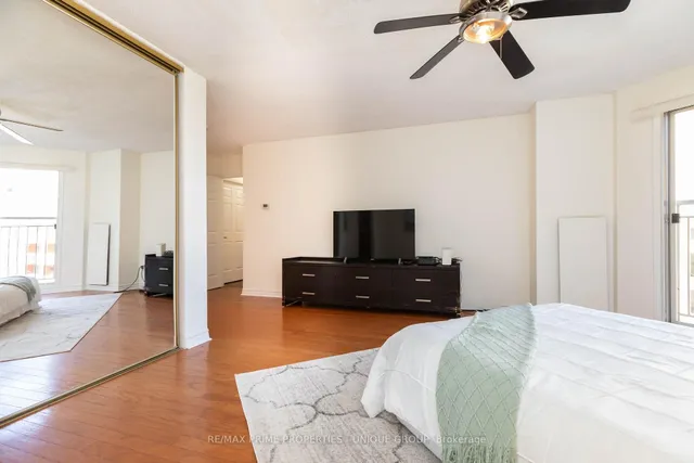 Additional image 17 of 18 Concorde Pl Unit 808