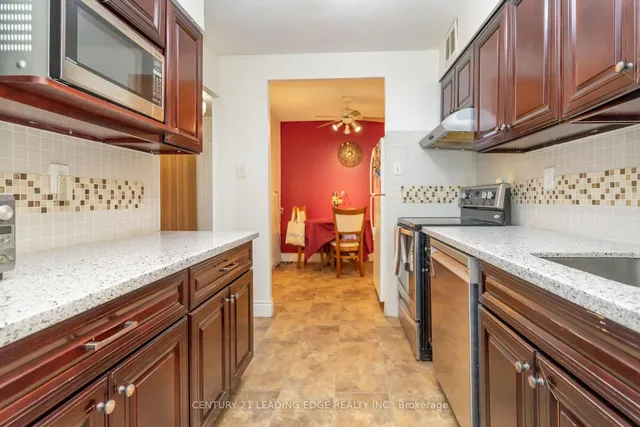 Additional image 5 of 45 Sunrise Ave Unit 1702