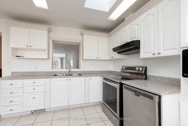 Additional image 12 of 5 Teston Blvd