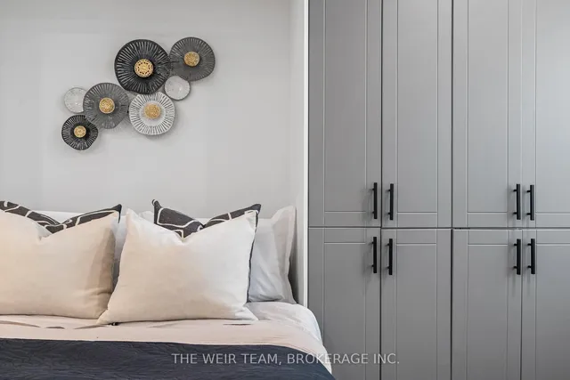 Additional image 15 of 612 Woodbine Ave