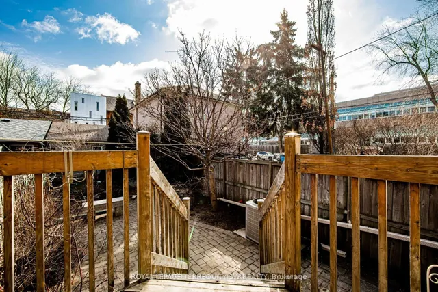 Additional image 29 of 329 Lippincott St