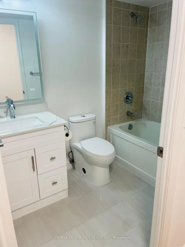 Additional image 13 of 19 Grand Trunk Cres Unit 3207