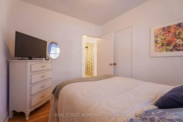 Additional image 29 of 3 Chestermere Blvd