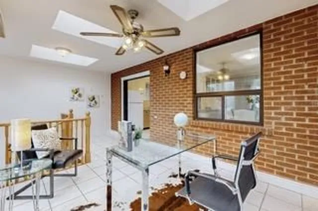 Additional image 16 of 67 Holland Park Ave