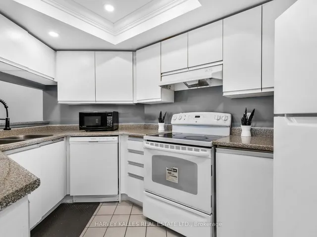 Additional image 15 of 2550 Lawrence Ave Unit 211