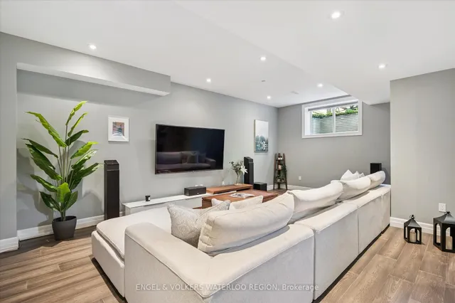 Additional image 36 of 928 Pioneer Grove Crt