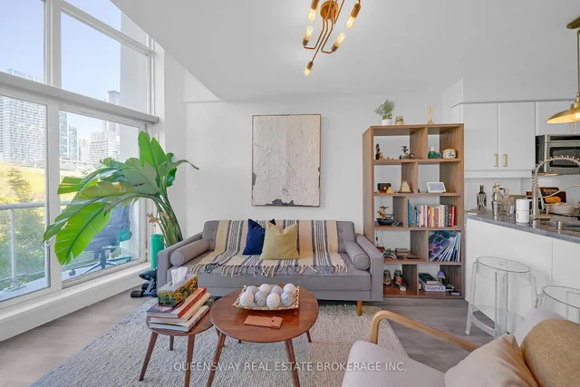 Additional image 4 of 550 Queens Quay Unit 429