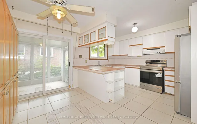 Additional image 9 of 32 Orangewood Cres