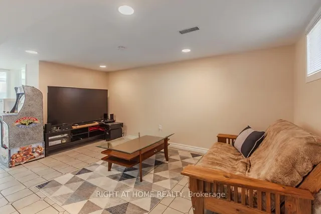 Additional image 19 of 7 Adele Ave