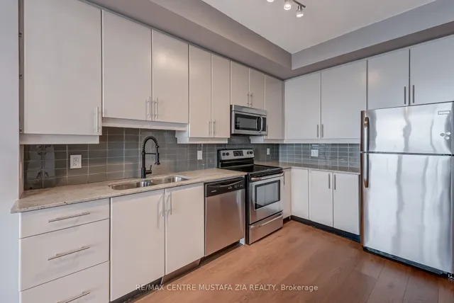 Additional image 12 of 33 Bay St Unit 4110