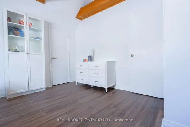 Additional image 22 of 54 Tower Dr