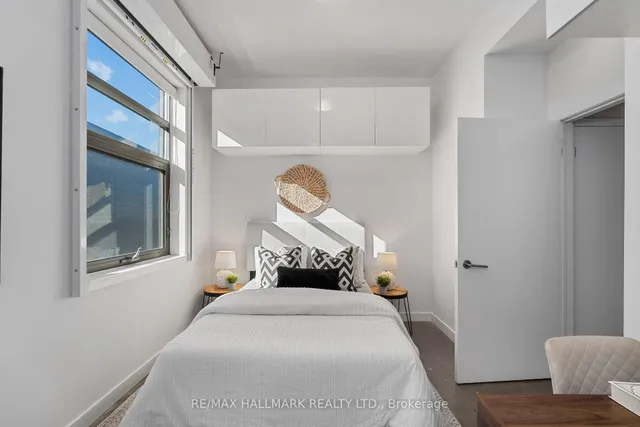 Additional image 10 of 625 Queen St Unit 503