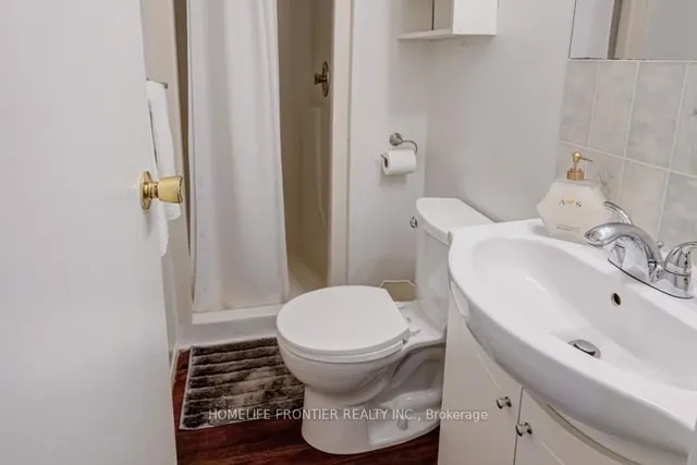 Additional image 31 of 72 Newton Dr