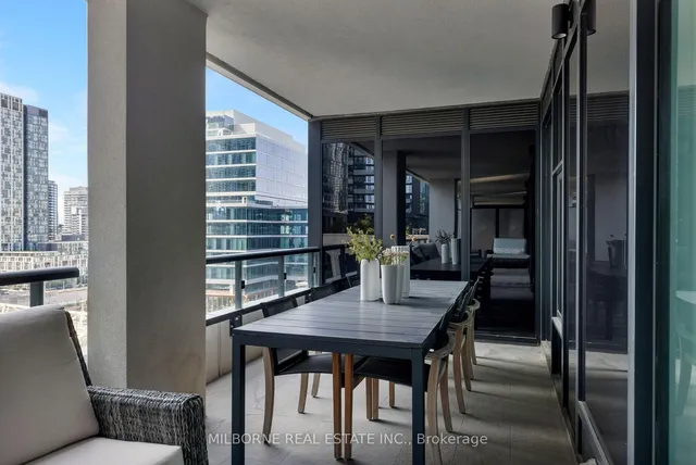 Additional image 8 of 455 Wellington St Unit 907